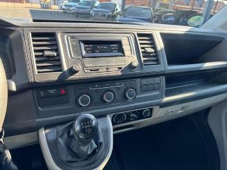 Volkswagen Transporter  picture 16