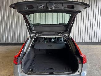 Volvo V-90 Kombi Plus Bright R-Kamera / Navigation picture 13