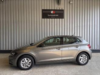 Coche accidentado Volkswagen Polo VI 1.0 TSI Comfortline DSG / Navigation 2018/2