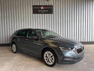 Skoda Octavia Combi Style DSG / LED / R-Kamera picture 8