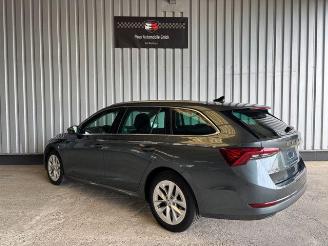 Skoda Octavia Combi Style DSG / LED / R-Kamera picture 4