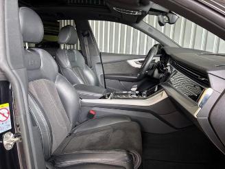 Audi Q8 50 TDI Quattro S-Line Panorama / Soft-Close picture 12