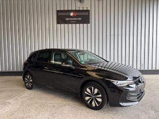 Volkswagen Golf VIII Lim. 1.5 eTSI Goal DSG / LED / AHK picture 8