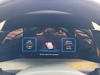 Volkswagen Golf VIII Lim. 1.5 eTSI Goal DSG / LED / AHK picture 21