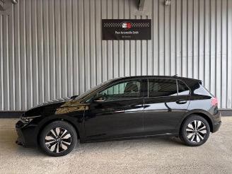 Volkswagen Golf VIII Lim. 1.5 eTSI Goal DSG / LED / AHK picture 1