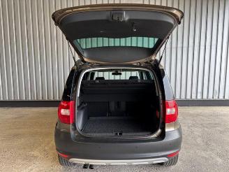 Skoda Yeti 2.0 TDI Experience 4x4 picture 14