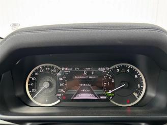 Land Rover Defender 110 Hybrid X-Dynamic SE picture 17