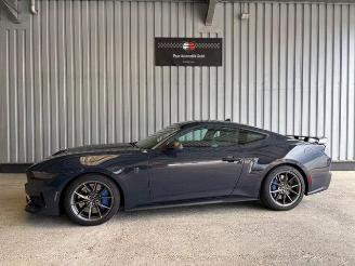 skadebil auto Ford Mustang Fastback 5.0 Ti-VCT V8 334 kW Dark Horse 2025/2