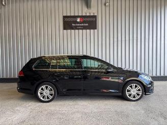 Volkswagen Golf 1.6 TDI R-Line Highline Panorama picture 7