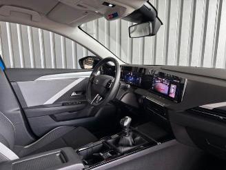 Opel Astra L Lim. 5-trg. Edition LED / R-Kamera picture 24
