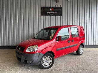 Fiat Doblo 1.3 JTD DPF SX Kombi 5-Sitzer picture 2
