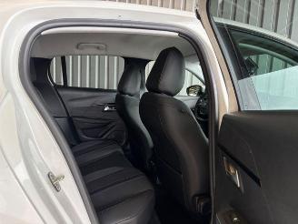 Peugeot 208 Allure Pack Autom / LED / R-Kamera picture 13