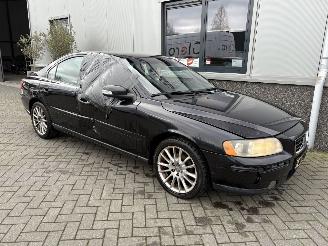 Coche accidentado Volvo S-60 2.4D Momentum 2007/3