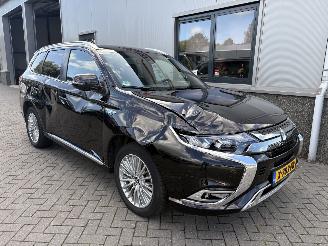 Mitsubishi Outlander 2.4 PHEV S-Edition picture 1