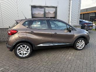 Renault Captur 0.9 TCe Dynamique picture 4