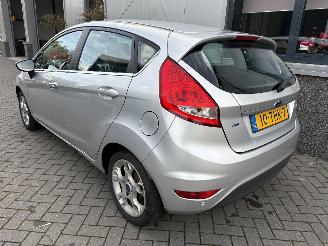 Ford Fiesta 1.25 5drs Titanium picture 11