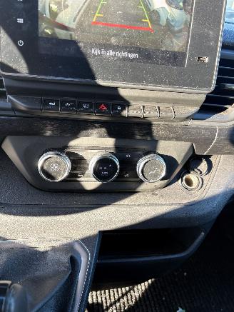 Renault Trafic 2.0 Blue dC1 150 EDC T30 L2H1 Automaat picture 8