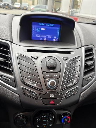 Ford Fiesta 1.0 5drs Style picture 22