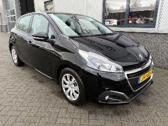 Peugeot 208 1.2 PureTech Blue Lion picture 37
