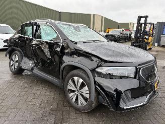 Coche accidentado Mercedes EQA 250 Solution Luxury 67 kWh 2023/4