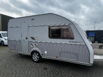 krockskadad bil caravan Kip  44G 2006/7