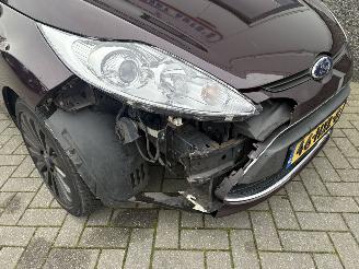 Ford Fiesta 1.4 Ghia Automaat picture 2