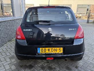 Suzuki Swift 1.3 Exclusive picture 25