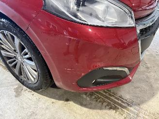 Peugeot 208 1.2 PureTech Automaat picture 15