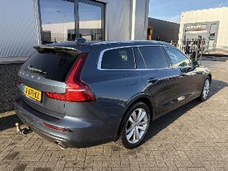 Volvo V-60 2.0 D3 Momentum picture 11