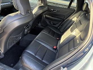 Volvo V-60 2.0 D3 Momentum picture 15