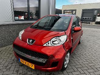 Peugeot 107 1.0 12V Sublime picture 9