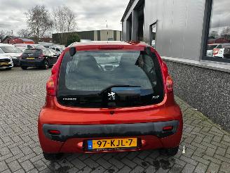 Peugeot 107 1.0 12V Sublime picture 2