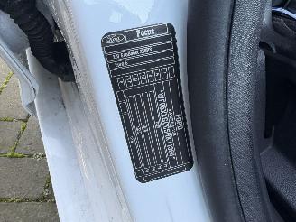 Ford Focus 2.0 ST 270pk picture 30