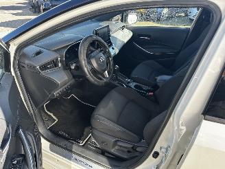 Toyota Corolla 1.8 Hybrid Dynamic picture 35