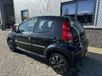 Peugeot 107 1.0-12V Millesim 200 picture 26