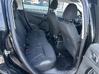 Peugeot 208 1.2 VTi Envy picture 22