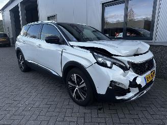 Schadeauto Peugeot 5008 1.2 PureTech Blue Lease Premium 7-Persoons 2020/8