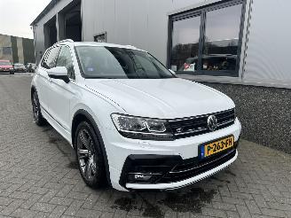 Schadeauto Volkswagen Tiguan 1.4 TSI Comfortline Business R 2018/2