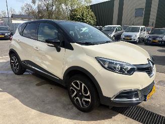 Voiture accidenté Renault Captur 0.9 TCe Dynamique 2016/10