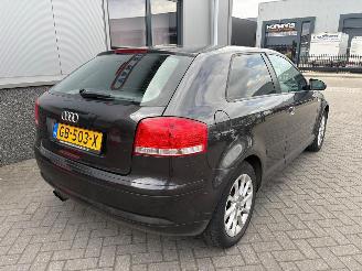 Audi A3 2.0 FSI Attraction picture 12
