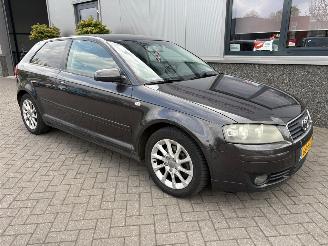 Audi A3 2.0 FSI Attraction picture 4