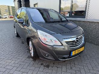 Damaged car Opel Meriva 1.4 Turbo Cosmo 2010/12