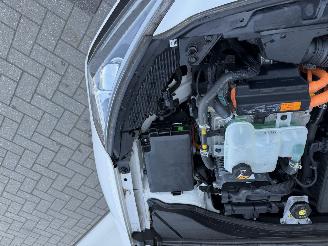 Hyundai Ioniq 1.6 GDI First Edition picture 29