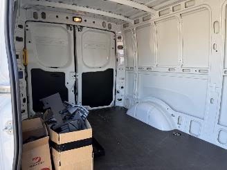 Iveco Daily 35S16V 2.3 352L L2 picture 22