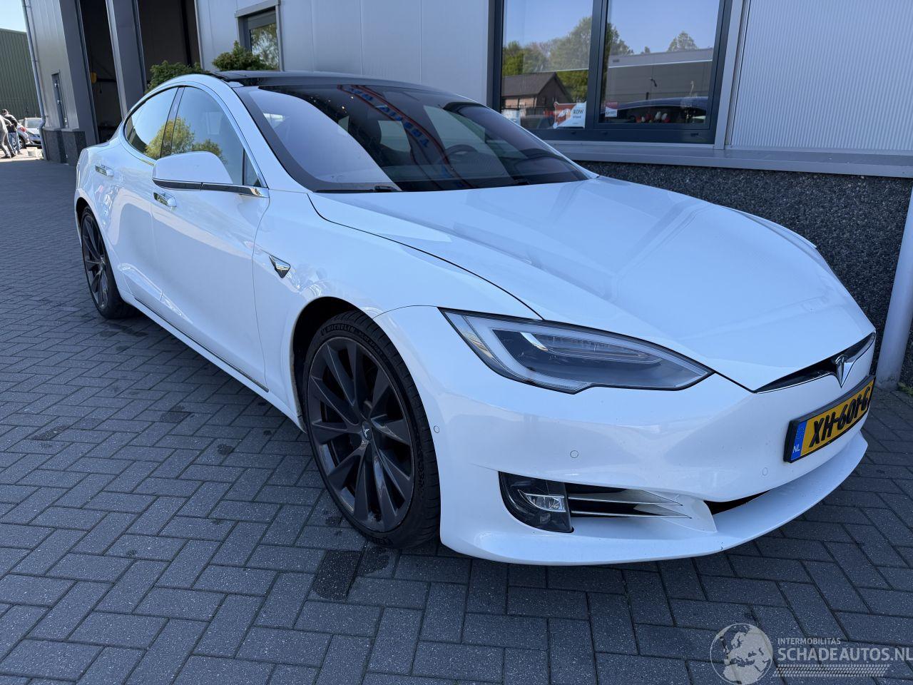 Tesla Model S 75D Base