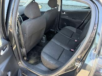 Peugeot 207 1.4 VTi Access picture 28