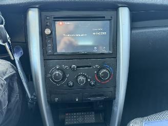 Peugeot 207 1.4 VTi Access picture 17