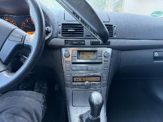 Toyota Avensis 2.0 VVTi Luna picture 19