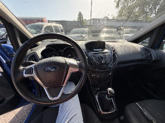 Ford B-Max 1.0 EcoBoost Titanium picture 25