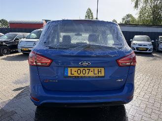 Ford B-Max 1.0 EcoBoost Titanium picture 6
